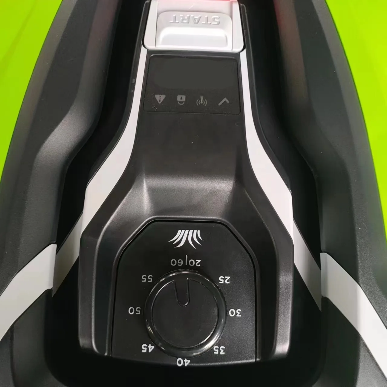 หุ่นยนต์ตัดหญ้าอัตโนมัติไร้สาย - Smart Garden บทวิจารณ์และราคา